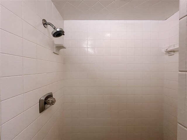 715 N Max, Hinton, OK 73047 - bathroom view of a tile shower