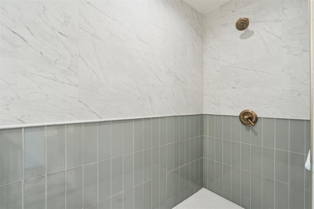 1201 Westchester Dr, Oklahoma City, OK 73114 - full bathroom with tiled shower