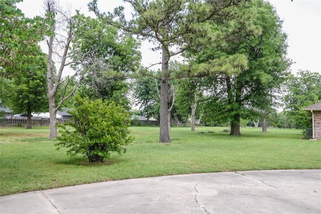 5624 N Mueller Ave, Bethany, OK 73008 - view of yard