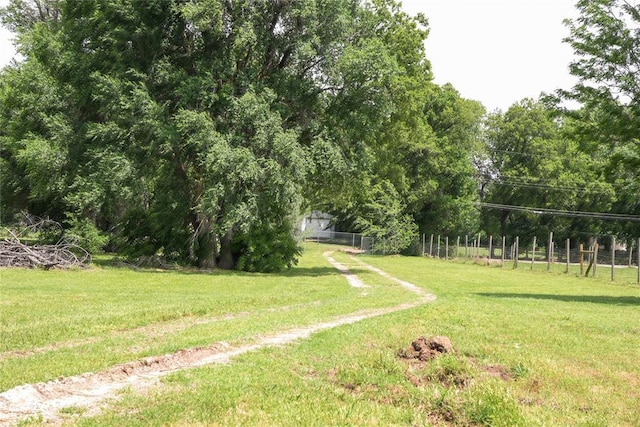5624 N Mueller Ave, Bethany, OK 73008 - view of yard