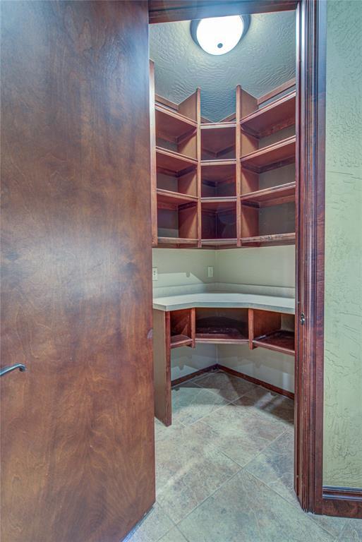 12509 St Lukes Ln, Oklahoma City, OK 73142 - view of storage area