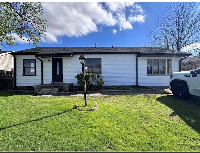 3134 NW Ferris Ave, Lawton, OK 73505 - ranch-style home with a front lawn