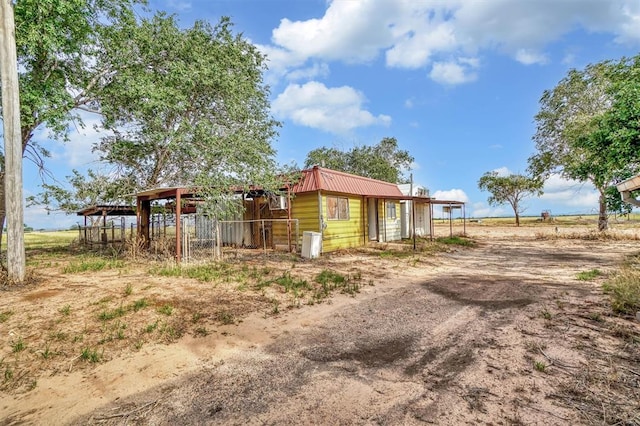 20523 E County Road 158th Rd, Altus, OK 73521 - view of side of property with metal roof