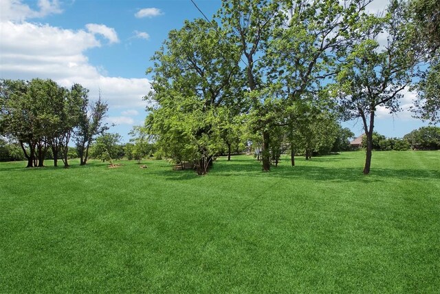 1227 Stout Dr NW, Piedmont, OK 73078 - view of green lawn