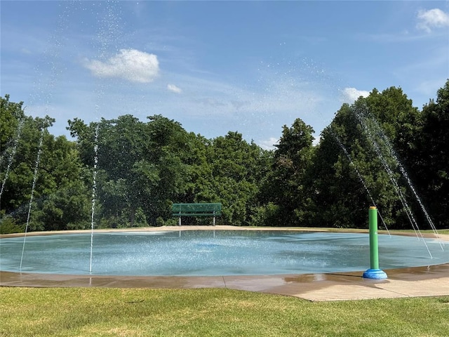 600 NW 186th St, Edmond, OK 73012 - view of swimming pool