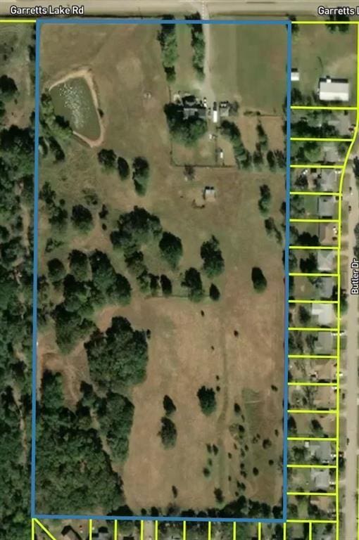 42501 Garretts Lake Rd, Shawnee, OK 74804
