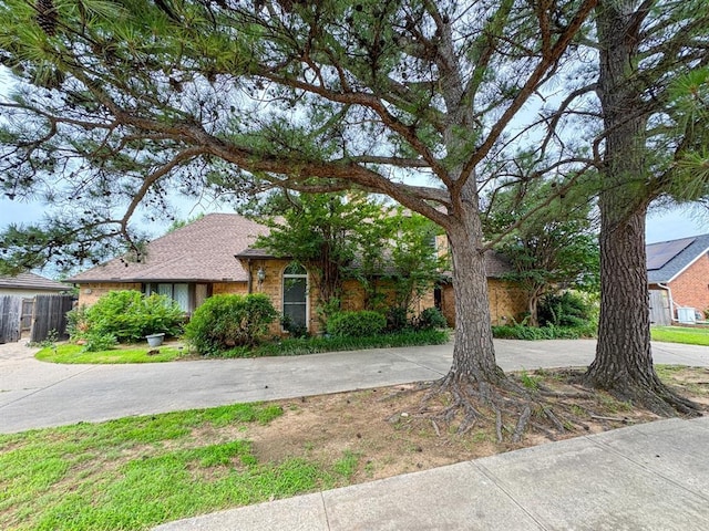 2010 Saddleback Blvd, Norman, OK 73072 - obstructed view of property featuring driveway