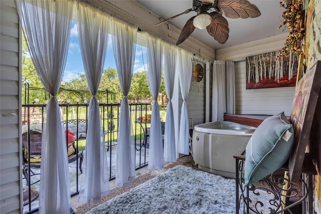 68 Ridgeview Rd, Ardmore, OK 73401 - sunroom featuring ceiling fan