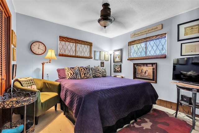 68 Ridgeview Rd, Ardmore, OK 73401 - bedroom featuring ceiling fan