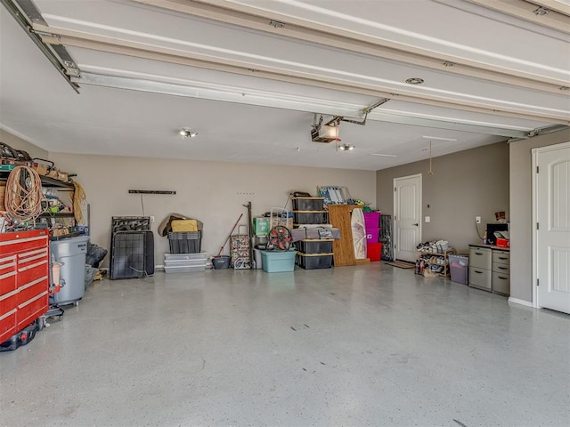 846 County St Unit 2910, Tuttle, OK 73089 - garage featuring a garage door opener