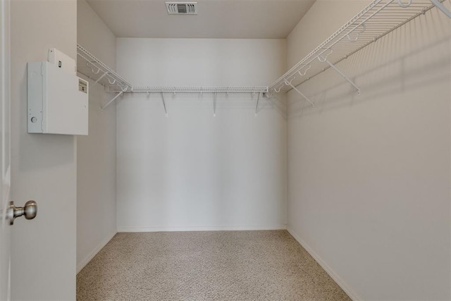 9520 SW 24th Ter, Oklahoma City, OK 73128 - view of walk in closet