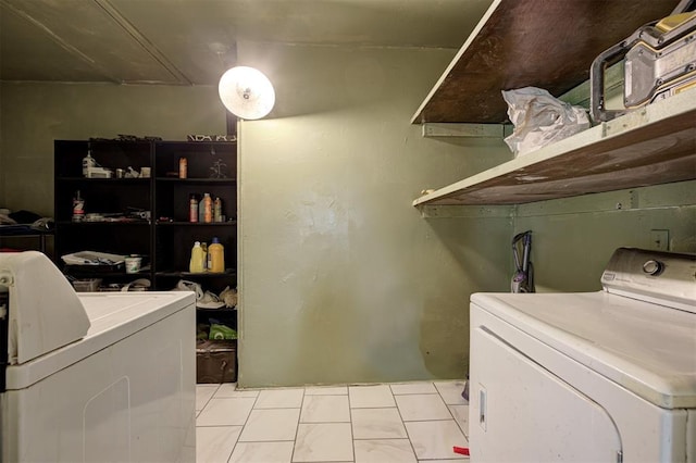 3117 Lazy Ln, Del City, OK 73115 - washroom with washing machine and clothes dryer