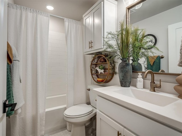 13325 SW 5th St, Yukon, OK 73099 - bathroom featuring vanity, toilet, shower / bathtub combination with curtain, and recessed lighting