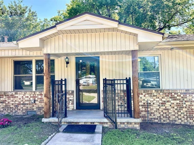 1312 N Carol Ln, Oklahoma City, OK 73127 - property entrance with brick siding