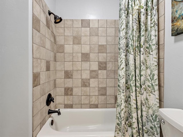 20486 Cypress Way, Tecumseh, OK 74873 - full bath featuring shower / bath combo and toilet