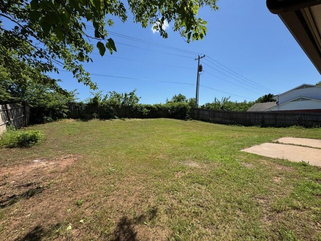19 Mohican Cir, Shawnee, OK 74801 - view of yard