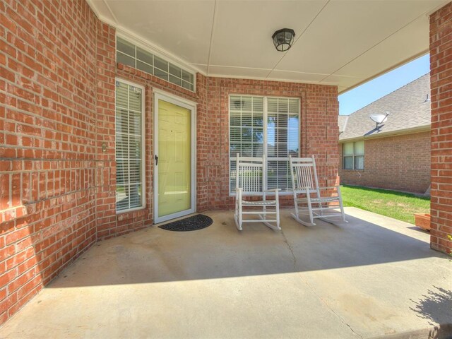 8413 NW 64th Ter, Oklahoma City, OK 73132 - view of porch