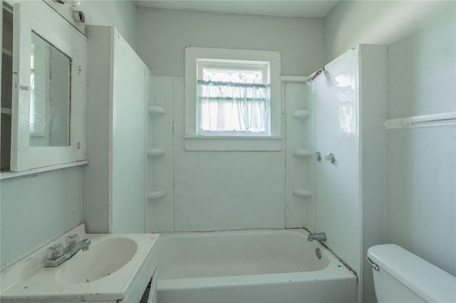 820 W Highland St, Shawnee, OK 74801 - full bathroom with toilet, shower / bathtub combination, and vanity