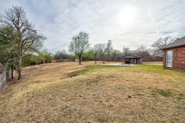 10904 Quail Run Rd, Oklahoma City, OK 73150 - view of yard with a patio