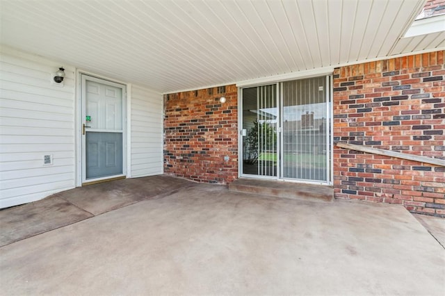 4333 NW 55th St, Oklahoma City, OK 73112 - view of patio / terrace