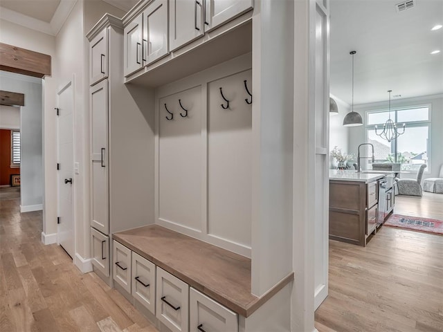 3805 Bridge Wood Ln, Oklahoma City, OK 73179 - photo 37