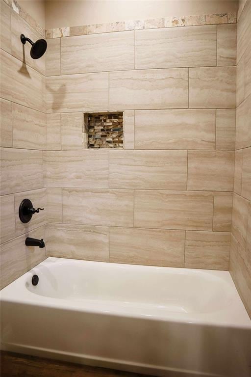 1417 Dustbowl Ln, Altus, OK 73521 - full bathroom featuring shower / bathtub combination