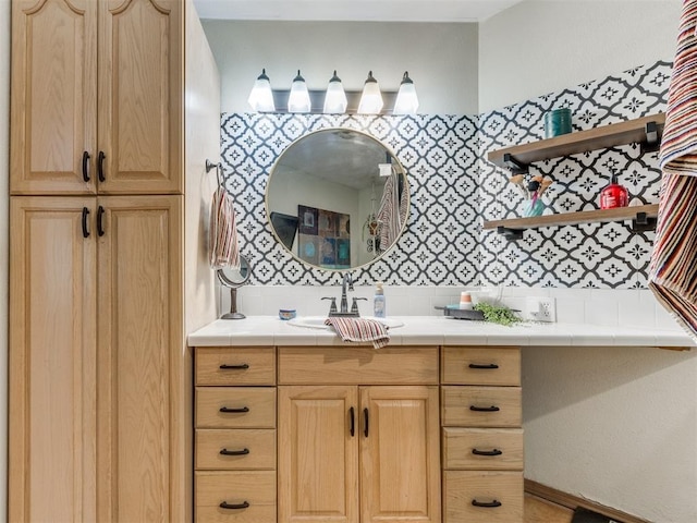 43 W Shore Dr, Arcadia, OK 73007 - bathroom featuring backsplash and vanity