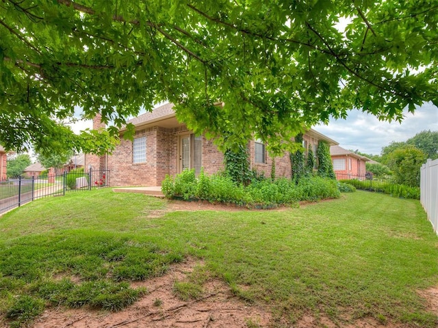 4033 NE 138th St, Edmond, OK 73013 - view of yard