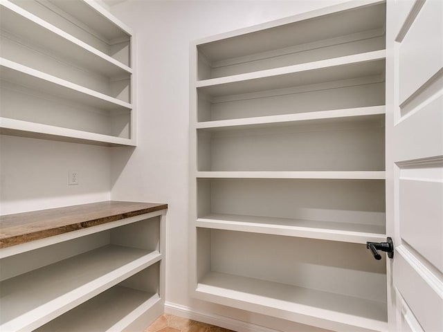 9316 NW 84th St, Yukon, OK 73099 - view of pantry