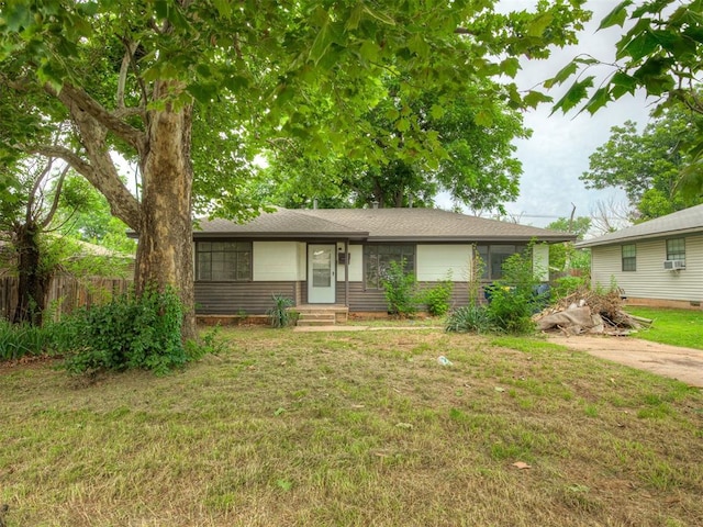 4109 N Sterling Ave, Oklahoma City, OK 73122 - single story home with entry steps
