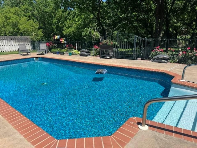 3826 Creek Bank Dr, Edmond, OK 73003 - view of pool featuring a patio area and view of scattered trees