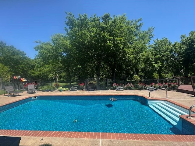 3826 Creek Bank Dr, Edmond, OK 73003 - view of pool featuring a patio and a fenced backyard