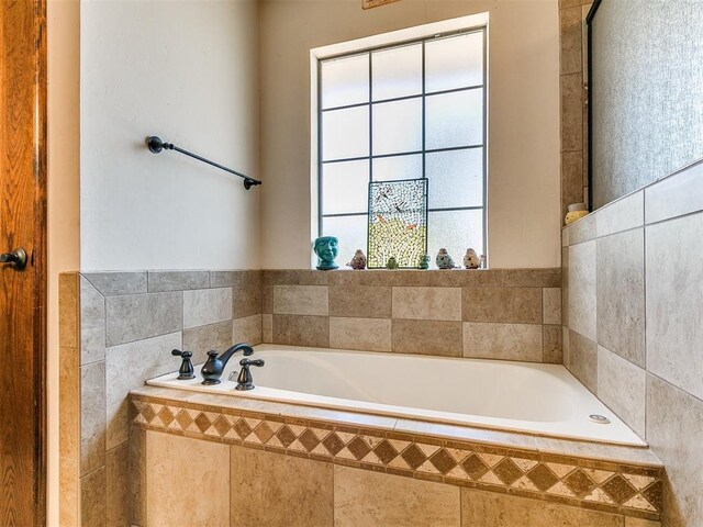 5509 Old Town St, Newalla, OK 74857 - bathroom with a bath