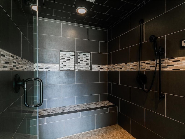 4216 SE 86th Pl, Oklahoma City, OK 73135 - full bath featuring a stall shower