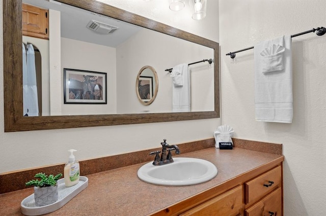 83 Bobber Rd, Broken Bow, OK 74728 - full bath featuring vanity