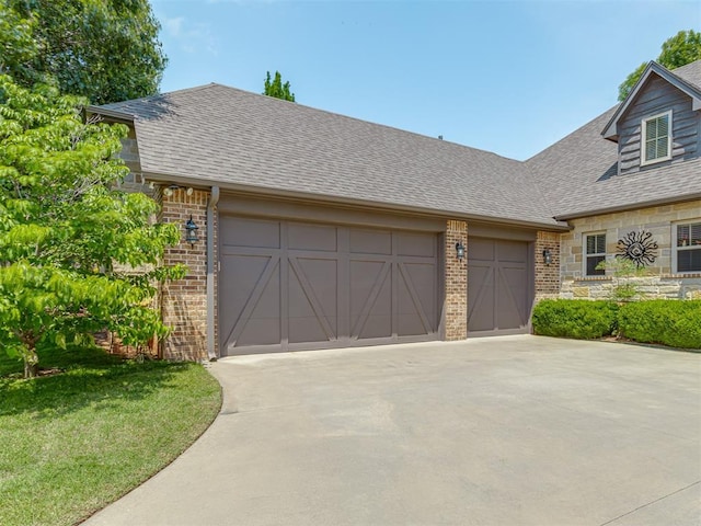 3122 Thornbrooke Blvd, Edmond, OK 73013 - garage with driveway