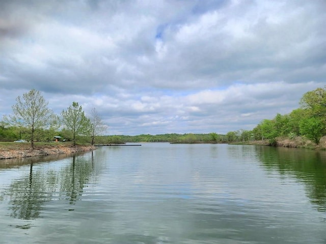 408 S 6th St, Davis, OK 73030 - water view