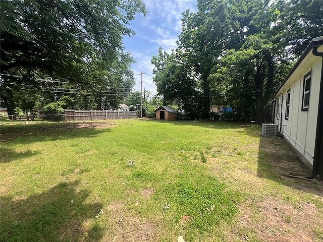 6505 NW 34th St, Bethany, OK 73008 - view of yard with cooling unit