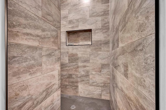 1008 Collis Way, Newcastle, OK 73065 - bathroom view of a tile shower