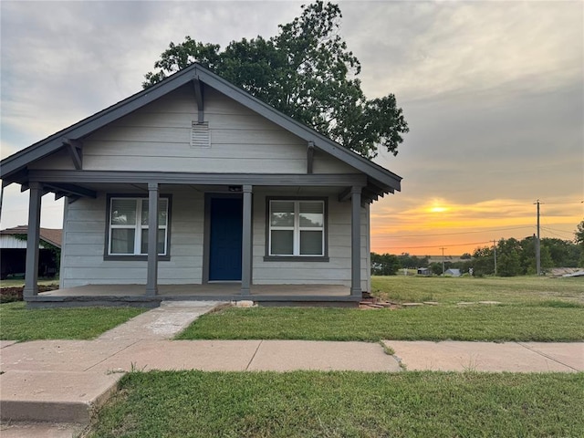 214 N 3rd St, Sentinel, OK 73664 - view of front of house with a front lawn and a porch