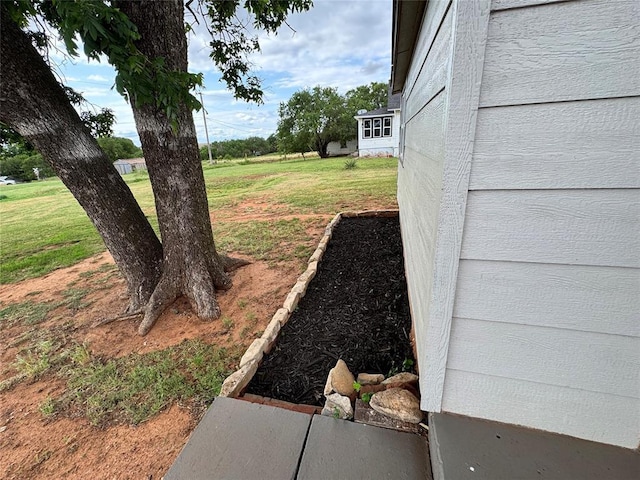 214 N 3rd St, Sentinel, OK 73664 - view of grassy yard