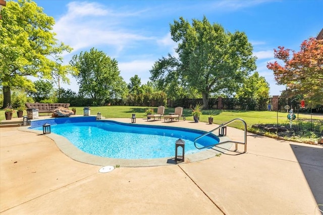 1322 Mockingbird Ln, Guthrie, OK 73044 - outdoor pool featuring a patio area