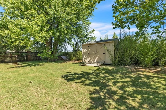 1322 Mockingbird Ln, Guthrie, OK 73044 - view of yard