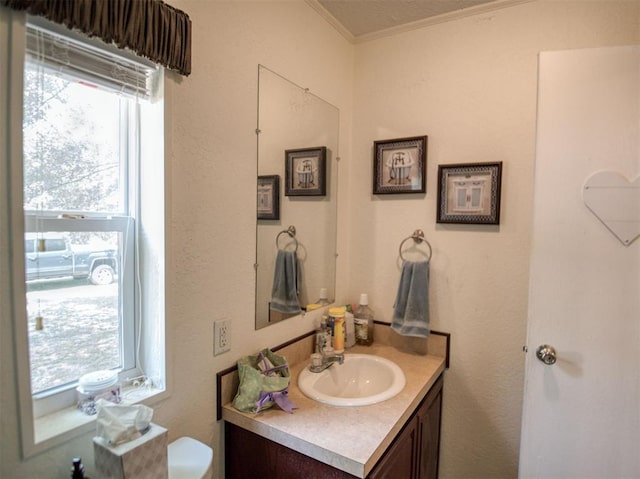 920245 S 3300th Rd, Wellston, OK 74881 - half bath with vanity, crown molding, and toilet