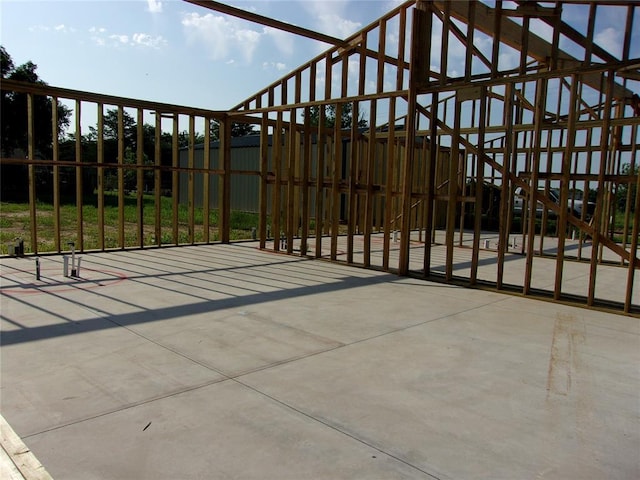 37950 W Macarthur St, Shawnee, OK 74804 - view of patio with a gate