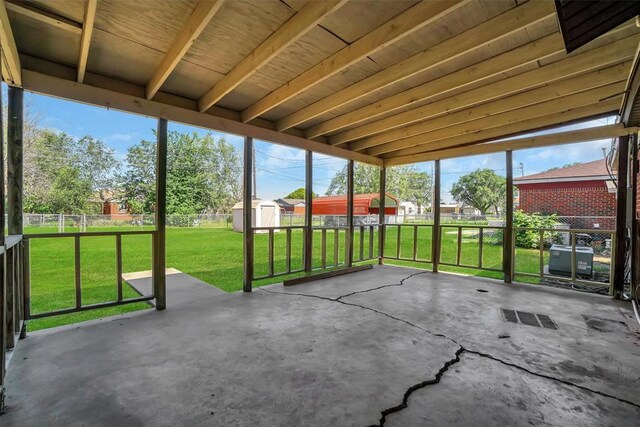 1036 Box St, Altus, OK 73521 - view of unfurnished sunroom