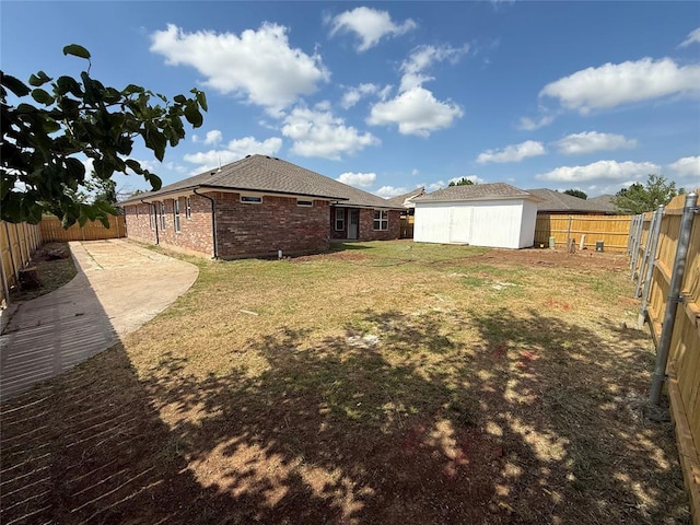 5000 SE 85th St, Oklahoma City, OK 73135 - view of yard featuring a patio