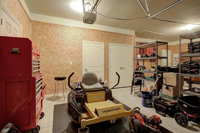3327 Bobcat Trl, Guthrie, OK 73044 - garage with a garage door opener