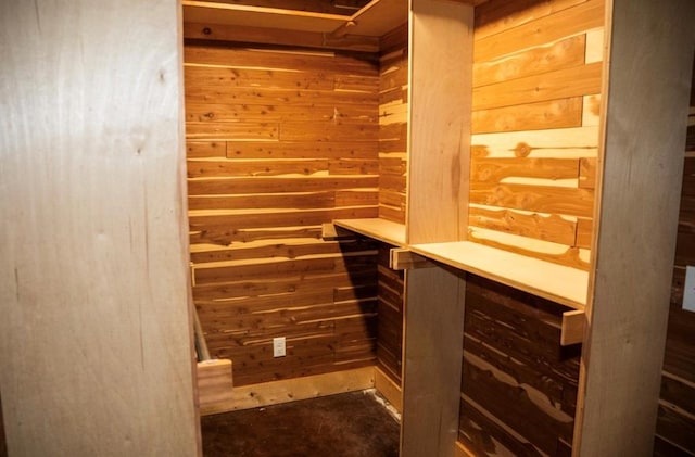 16301 Lewis Rd, Lexington, OK 73051 - view of walk in closet