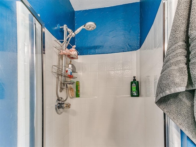 4409 Newport Dr, Norman, OK 73072 - full bathroom with a stall shower